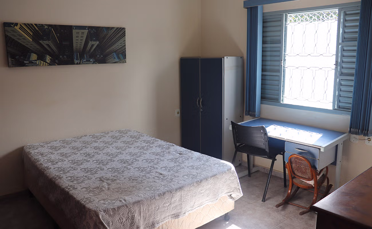 Casa Térrea à Venda em Indaiatuba com 2 Dormitórios Amplos, sendo 1 Suíte